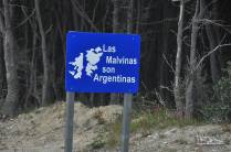 Chegando em Ushuaia, no sul da Terra do Fogo, uma das placas mais comuns de se ver em todas as estradas argentinas